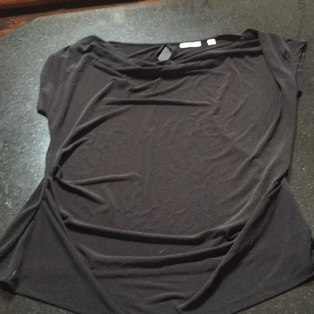 Blouse with key hole back top